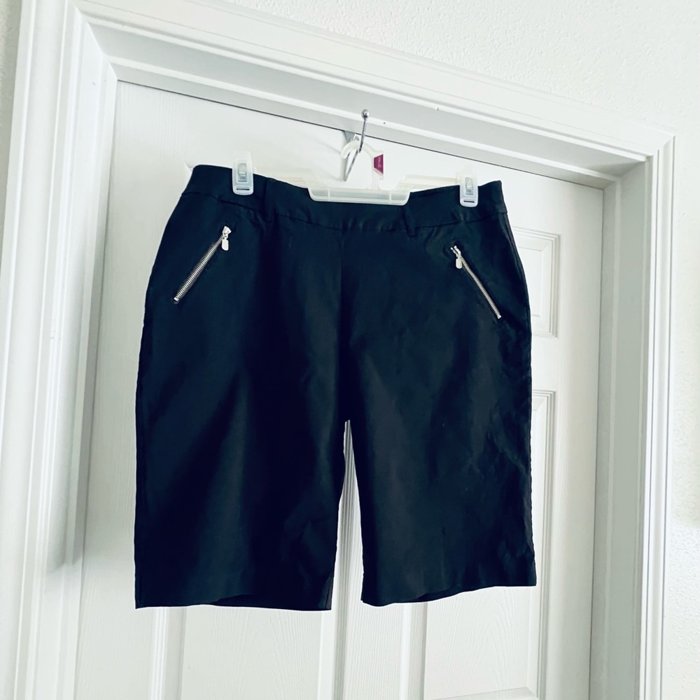 Pennington Sz 18 Black Shorts with Zipper Pockets Stretch Women’s
